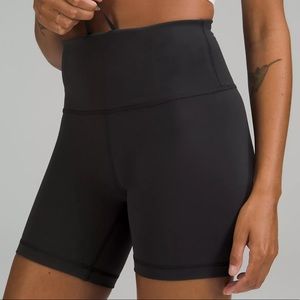 Wunder Train High-Rise Short 6" Black size 2 **new with tag!